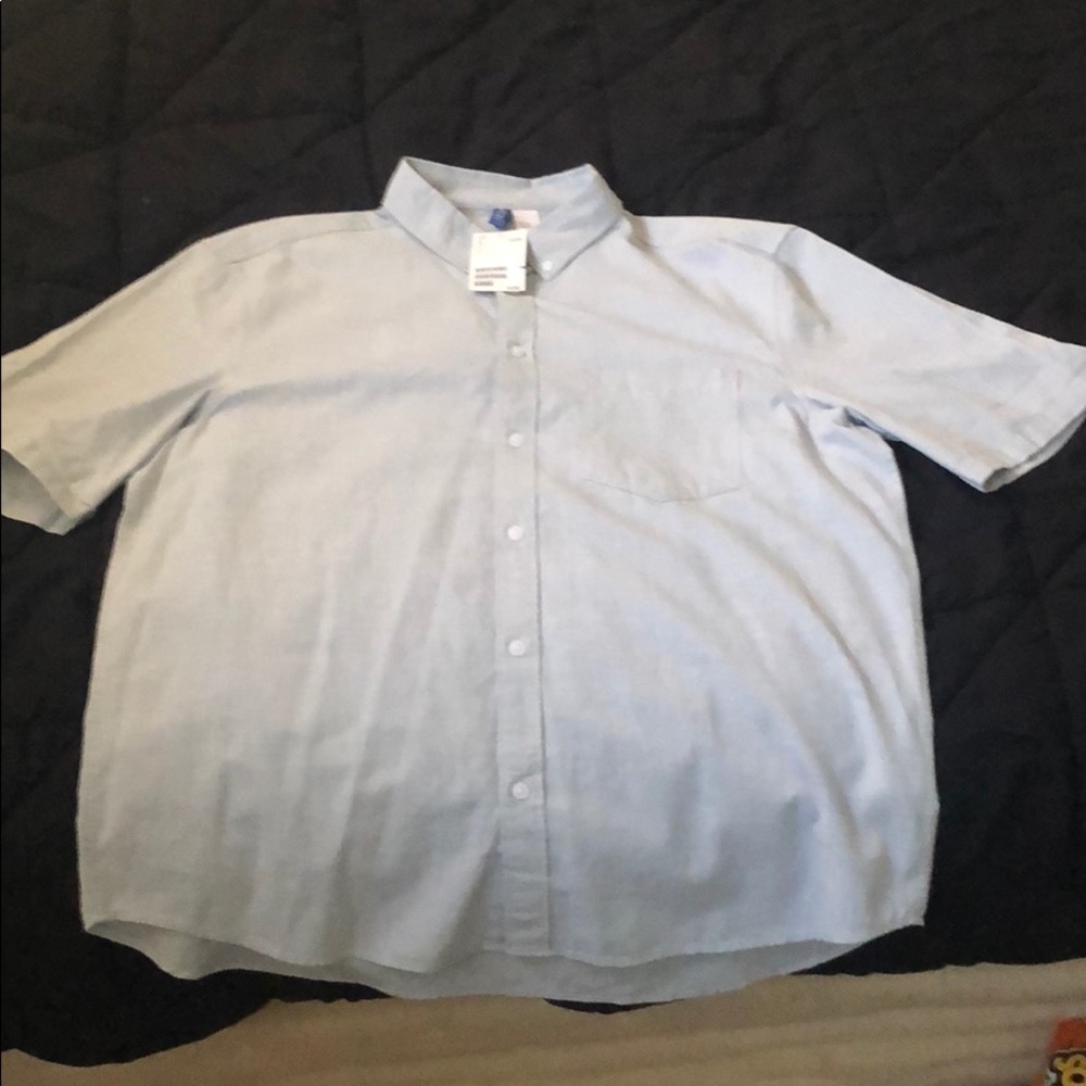 Divided H&M button up shirt